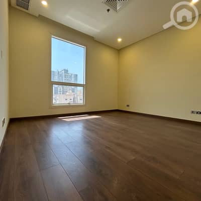 شقة 1 غرفة نوم للايجار في السالمية، مدينة الكويت - Semi-furnished apartment for rent in Salmiya Block 2
