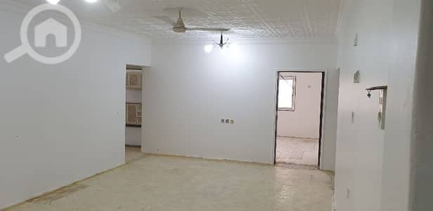 3 Bedroom Apartment for Rent in Al Ferdous, Kuwait City - للايجار شقه الفردوس قطعة 9