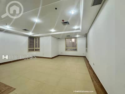 فلیٹ 3 غرف نوم للايجار في مهبولة، مدينة الكويت - Spacious Three Bedroom Full Floor Apartment in Mahboula for rent