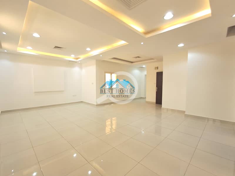 Nice Modern 3 Bedrooms Apartment in Salwa