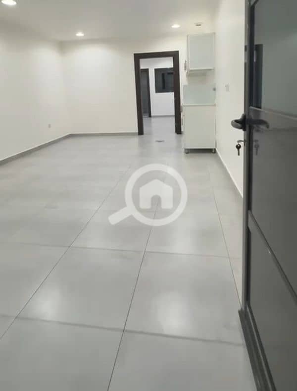 للايجار شقه في سلوي دور ثاني مصعد للاستفسار واتساب 96725110