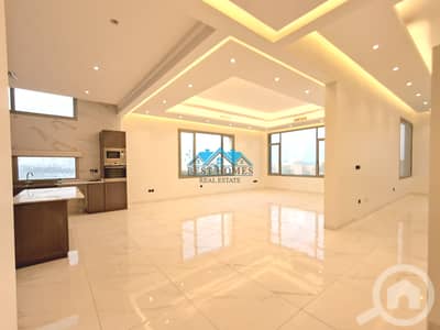 4 Bedroom Flat for Rent in Salwa, Kuwait City - Modern 4 Bedrooms Floor with Sea View in Salwa