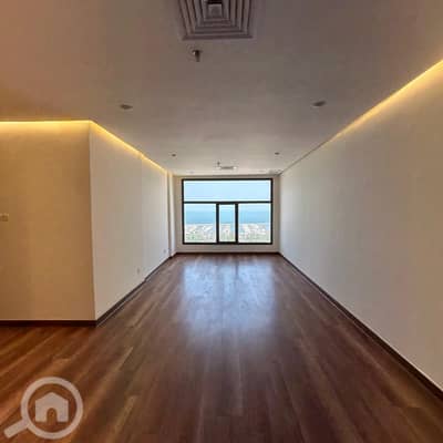 2 Bedroom Flat for Rent in Al Salmiya, Kuwait City - Apartment for rent in Salmiya, Block 11
