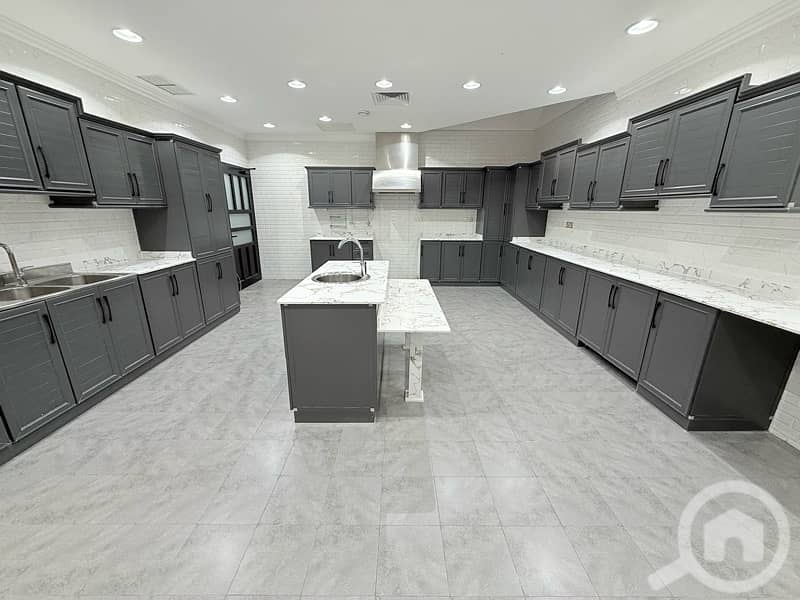 ground floor with nice yard in fintas