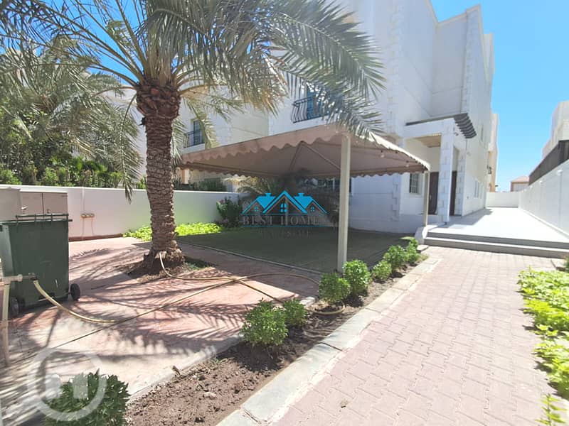 Spacious 4 Bedrooms Villa with Private Garden in Messilah Spacious 4 Bedrooms Villa with Private Garden in Messilah