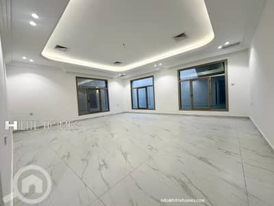 3 Bedroom Apartment for Rent in Salwa, Kuwait City - Spacious Three bedroom apartment for rent in salwa