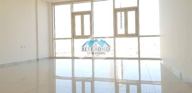شقة 3 غرف نوم للايجار في السالمية، مدينة الكويت - 3 Bedrooms Apartment with Sea View in Salmiya