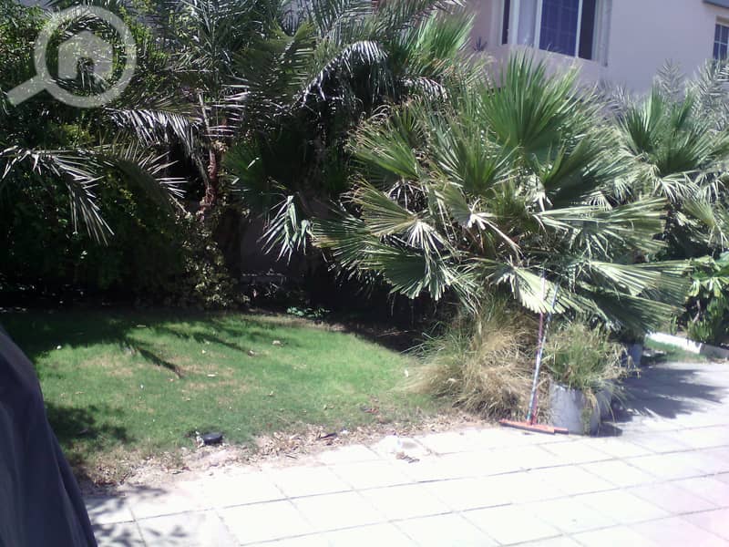 Pets friendly 2 bedroom in egaila with terrace, garden, pool.