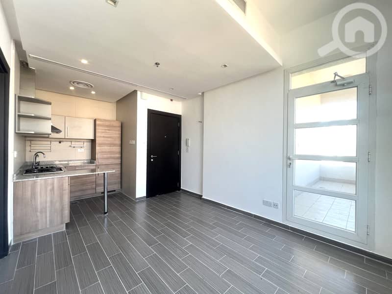 Salmiya -unfurnished, one bedroom apartment w/balcony