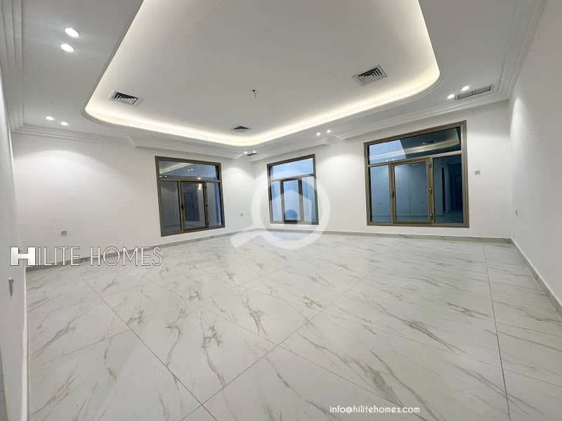 Spacious Three bedroom apartment for rent in salwa