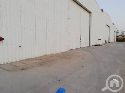 عقارات تجارية اخرى  للايجار في مبارك الكبير، مدينة الكويت - للايجار مخزن في الشعيبة مساحة 5000 متر ارتفاع 8 متر مرخص مطافي يصلح لت
